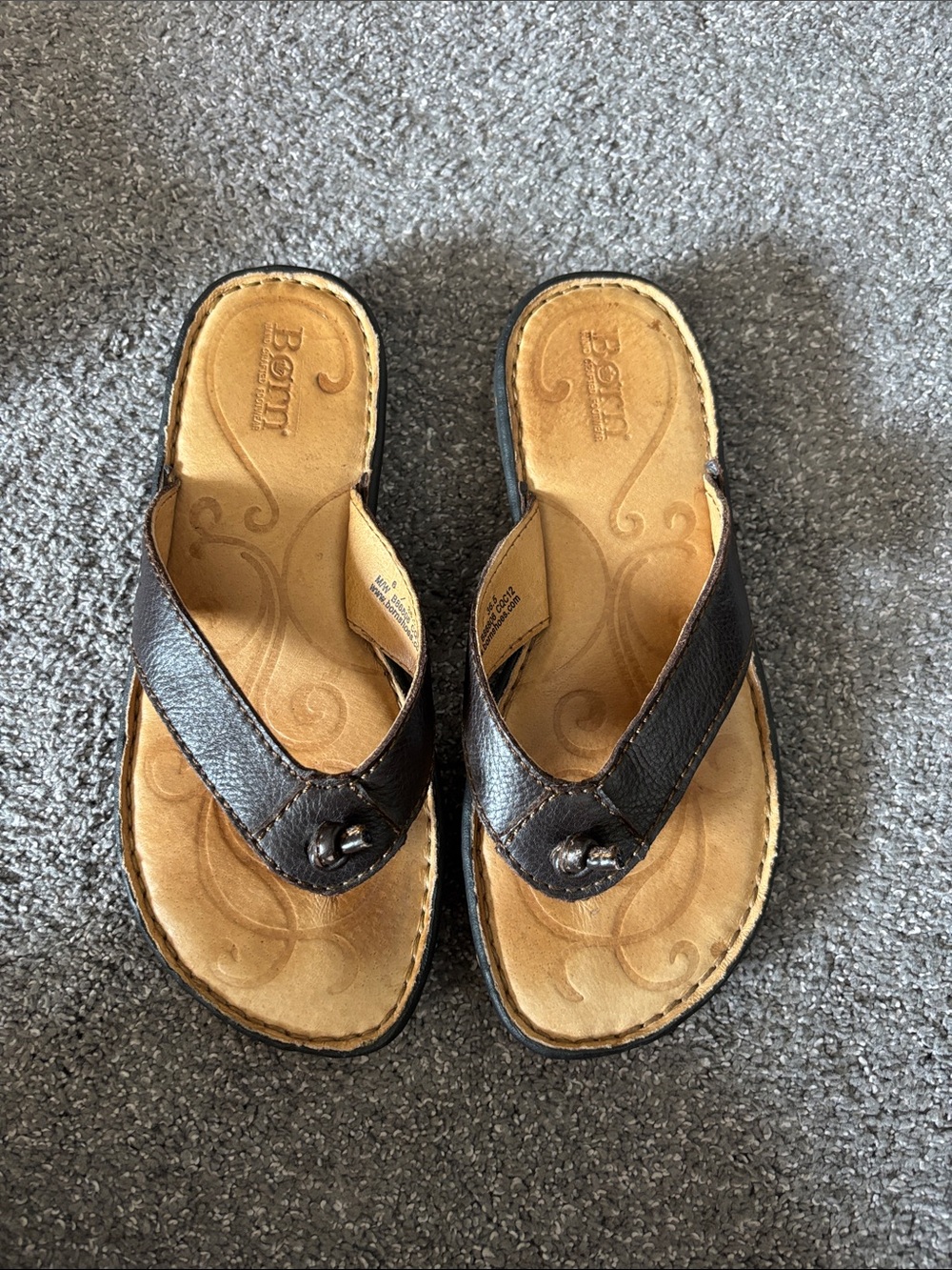 Born Dark Brown Leather Thong Sandals
